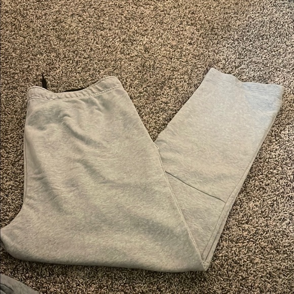 Nike Men's Light Gray Sweatpants - Picture 7 of 7
